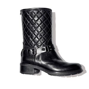 Aquatalia quilted motorcycle Boots size 10